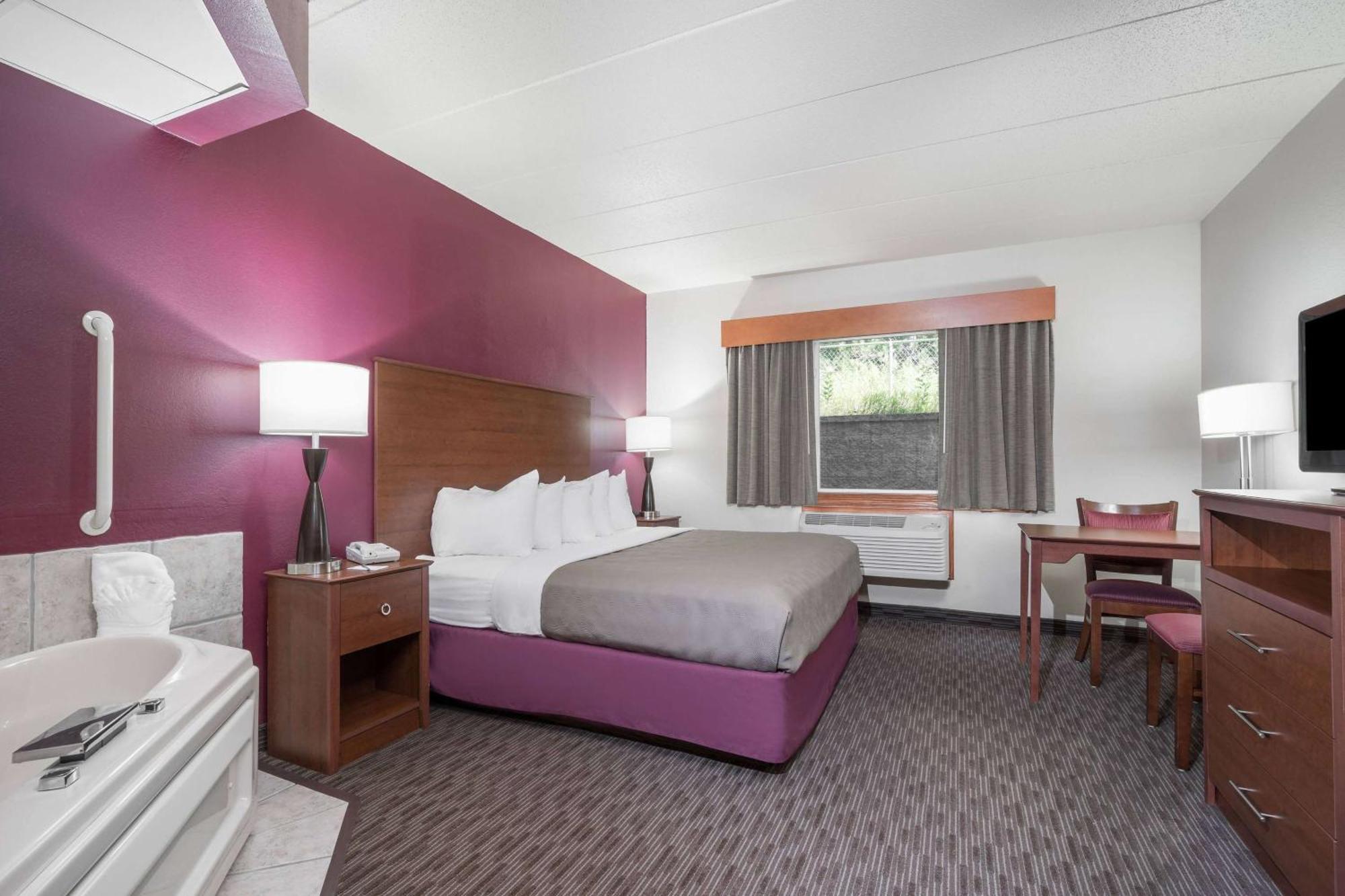 Americinn By Wyndham Baldwin Экстерьер фото