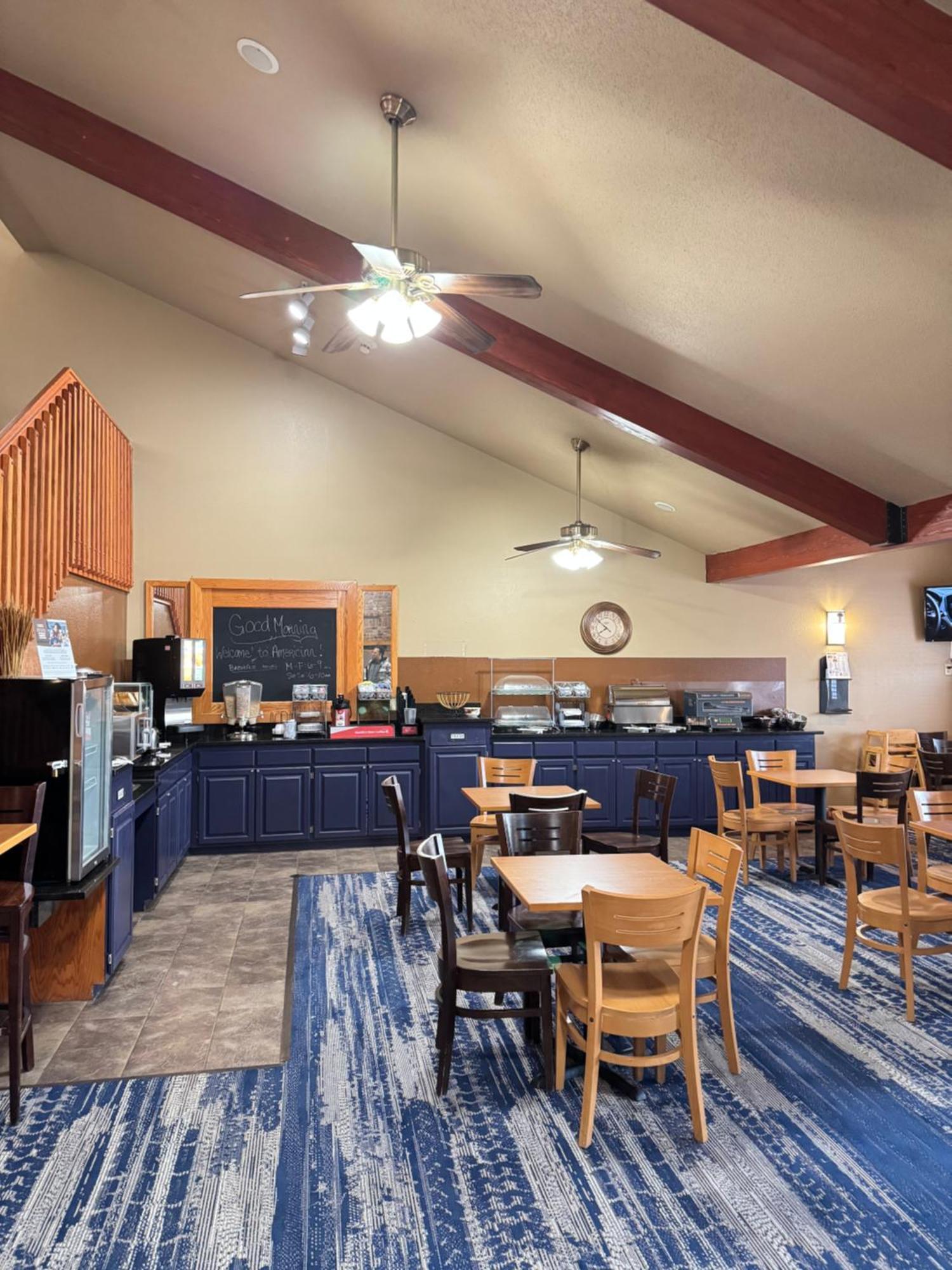 Americinn By Wyndham Baldwin Экстерьер фото
